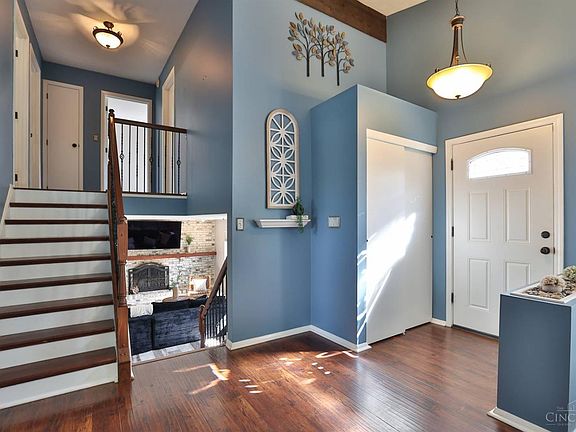 2nd image of 8709 Ashbrook Dr