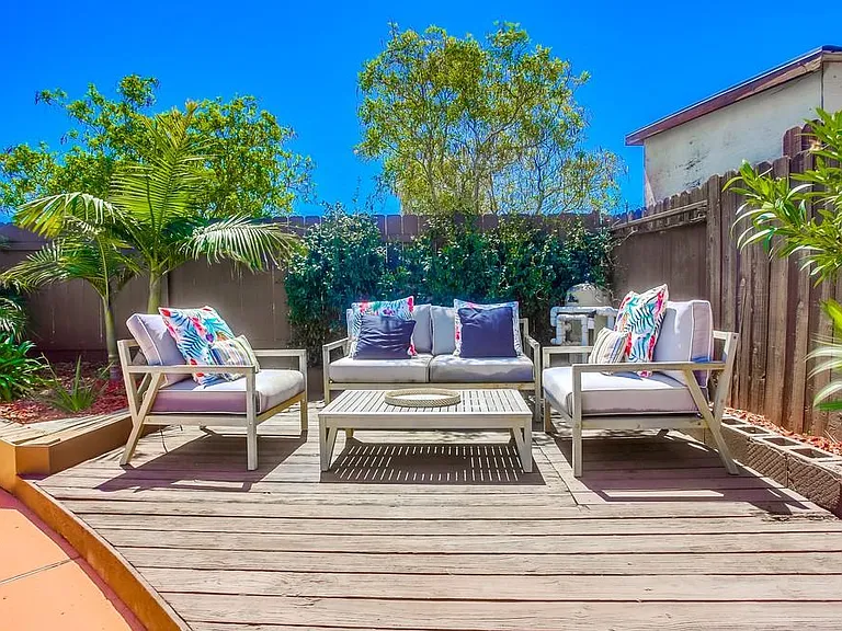 5013 Conrad Ave — Photo 53