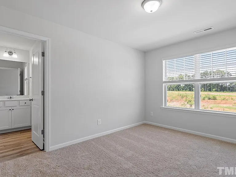 111 Umbrella Way — Photo 22