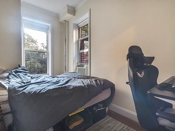 4th image of 1273 1st Ave #4