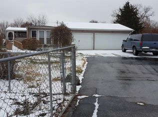 2835 E 1071 N #8, Demotte, IN 46310