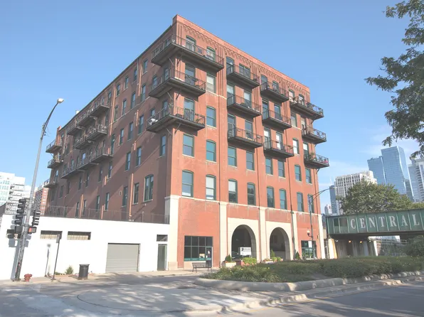 1550 S Indiana Ave APT 405, Chicago, IL 60605