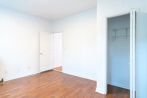 Rented by Julianna Realty Corp | media 14