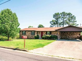 303 Mockingbird St, Hot Springs, AR 71913