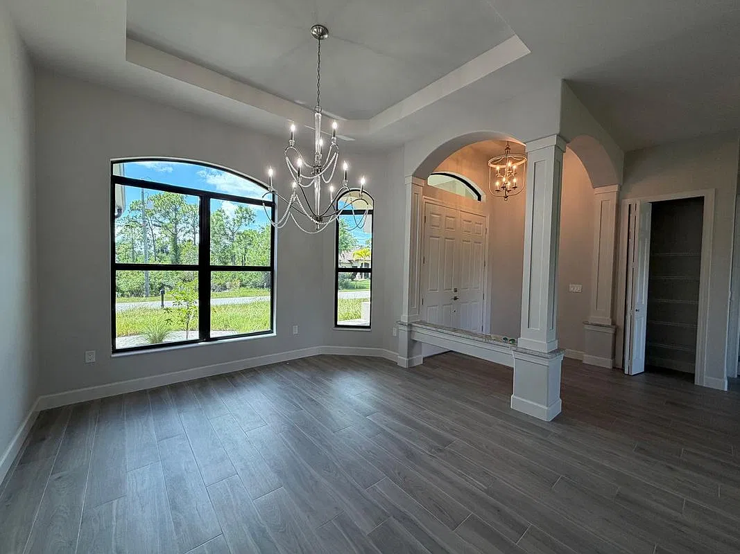 3 bed, 2.0 bath, 1651 sqft, $3,150 — Photo 3