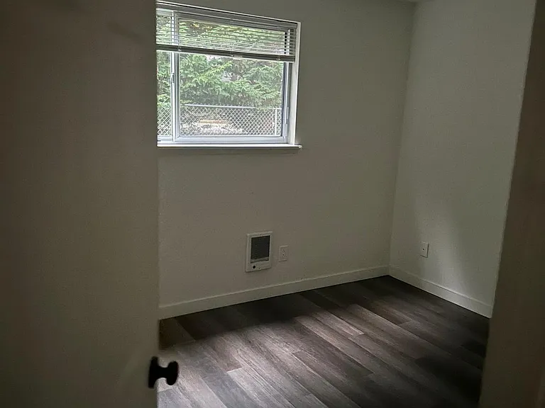 2320 Grandview Dr W — Photo 6