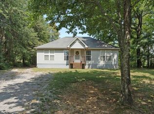 145 Wet Cat Rd, Hayden, AL 35079