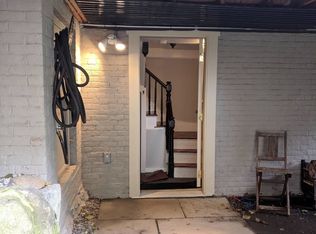 101 Upland Rd #B, Cambridge, MA 02140