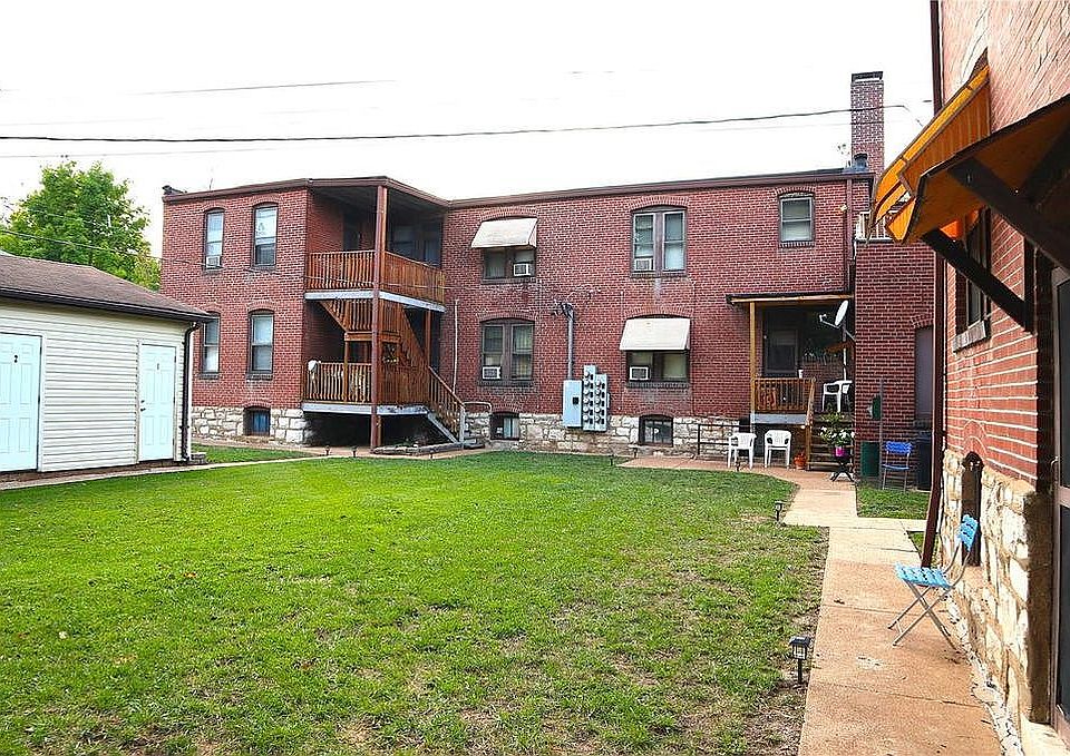 1st image of 3836 Wilmington Ave APT 2E