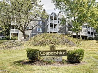 32 Lake Ave, Louisville, KY 40206