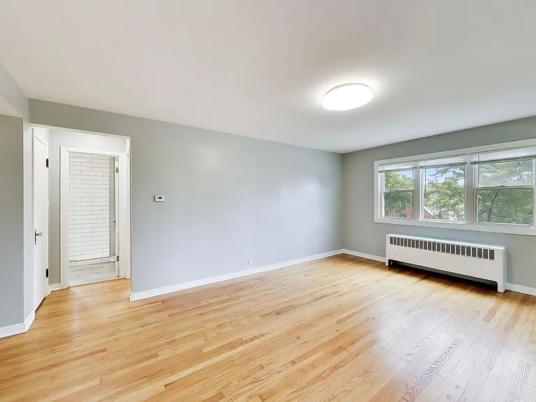 6405 N Normandy Ave #2S — Photo 4