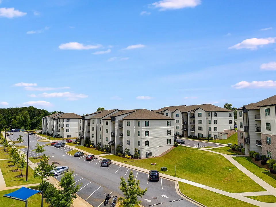Paragon Luxury Apartments