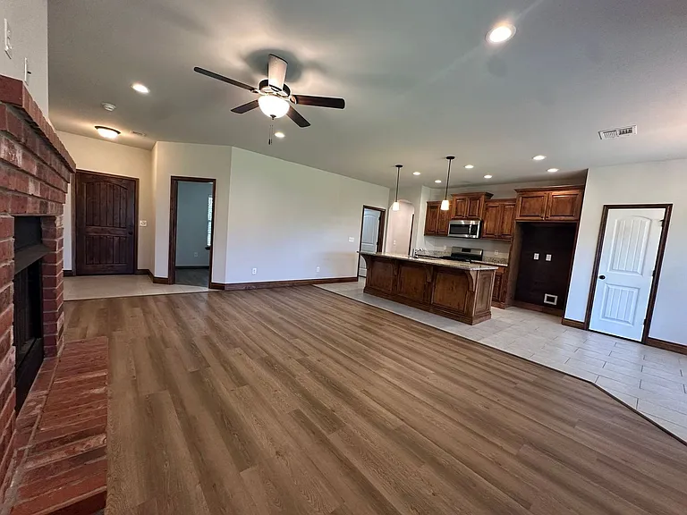 11008 SW 36th St — Photo 5