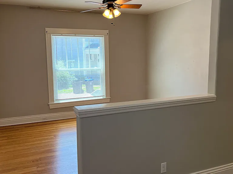 1209 Benton Ave #1 — Photo 16