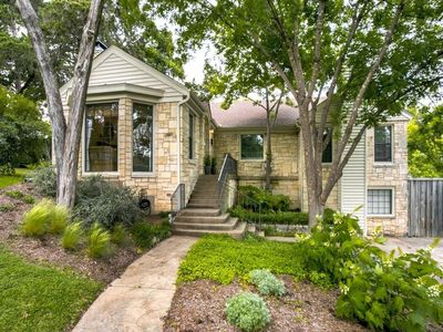 415 W Colorado Blvd, Dallas, TX, 75208