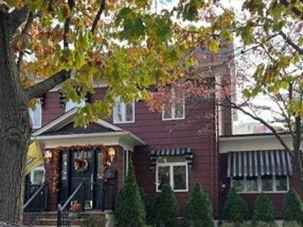 44 Moody Pl, Staten Island, NY 10310