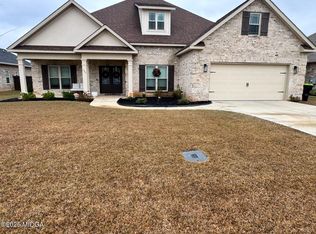 105 Woodwinds Ct, Kathleen, GA 31047