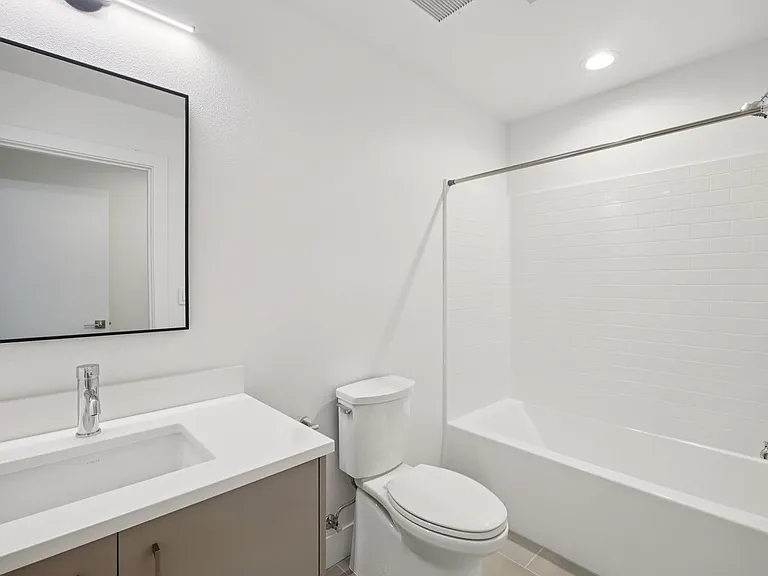 Boxcar Commons - Modern Living in Central Beaverton — Photo 55