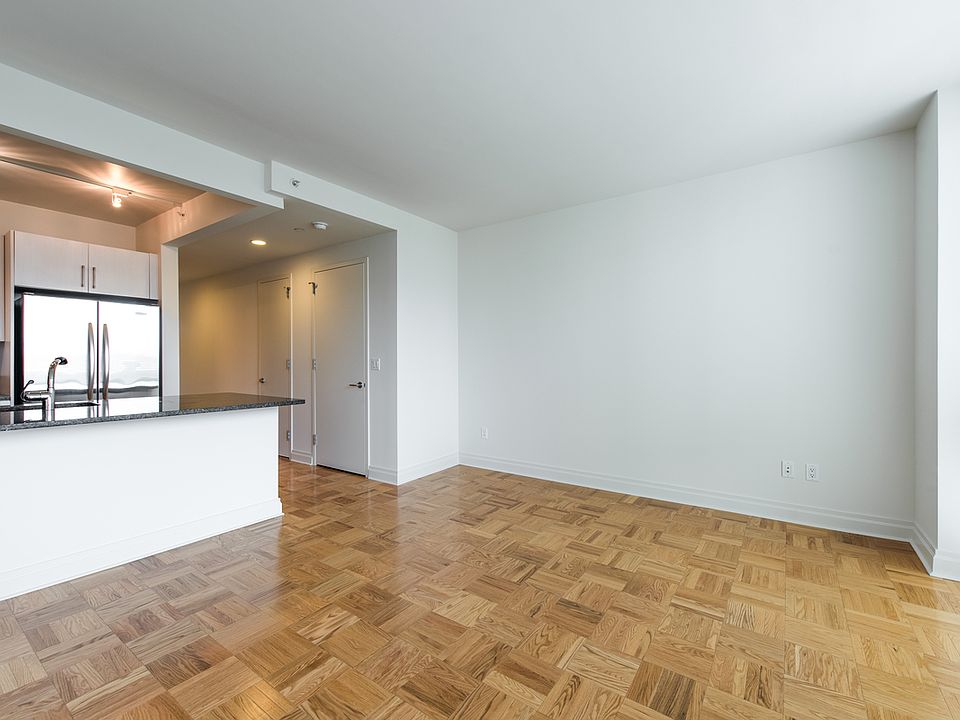 1st image of 1510 Lexington Ave APT 11R