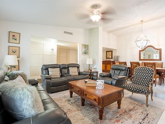 3rd image of 5518 Lerwick Dr