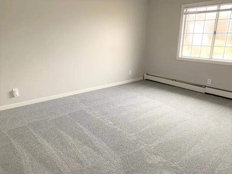 Yarmouth Pointe Apartment Homes — Photo 79