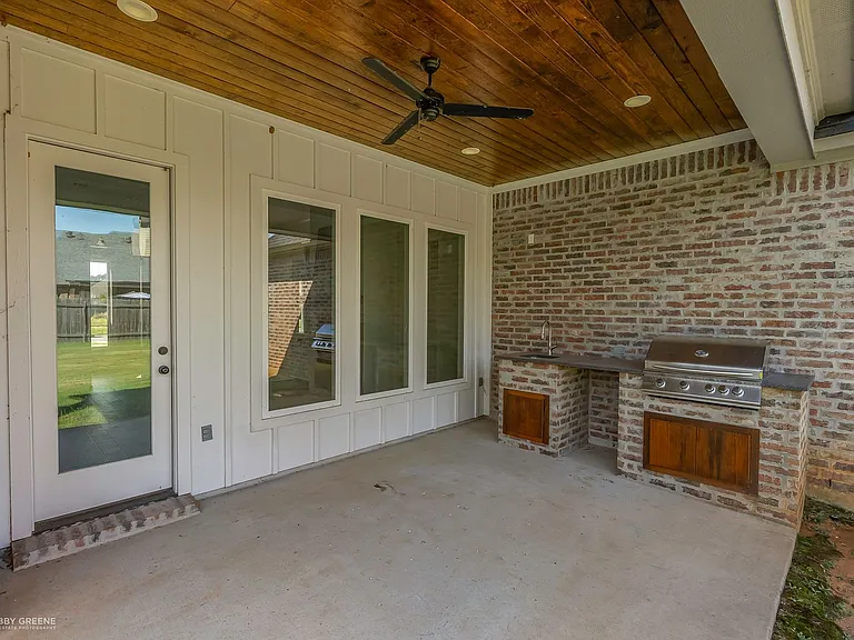 19 Turtle Creek Dr — Photo 33
