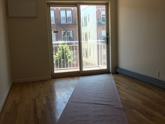 3rd image of 3126 47th St
