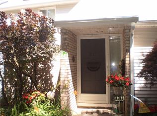 843 Halifax Dr, Warwick, RI 02886