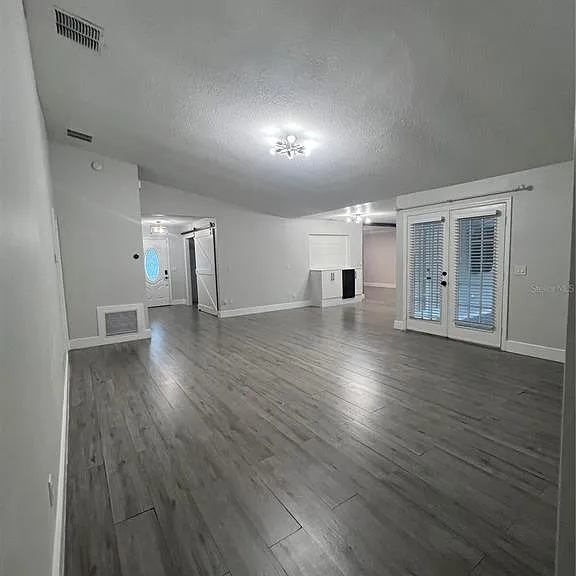 7118 Caloosa Ct — Photo 40