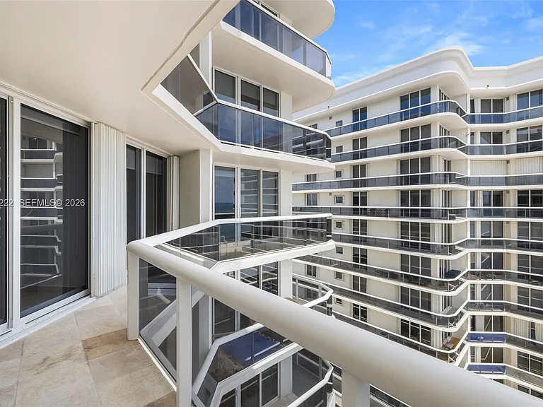 9559 Collins Ave #S9-D — Photo 37