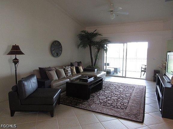 4th image of 10537 Washingtonia Palm Way APT 4126