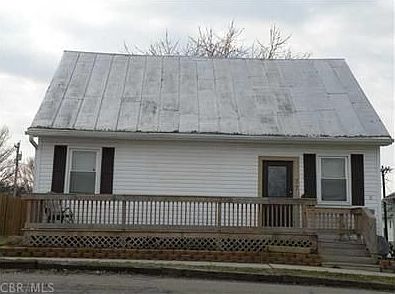 1st image of 77 W Church St