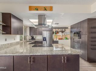 10426 W Harmont Dr, Peoria, AZ 85345