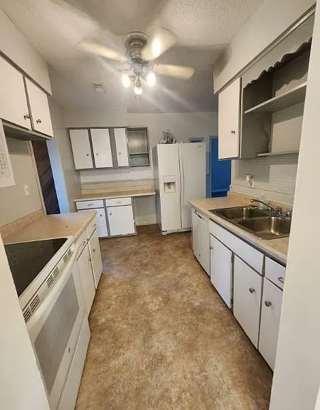 5716 Wilshire Blvd — Photo 10