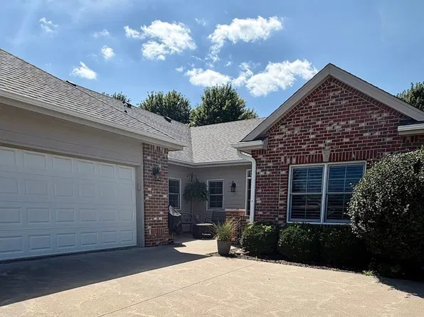1976 NW 126th St, Clive, IA 50325