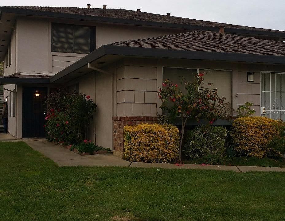 1st image of 8955 El Mirador Dr APT 2