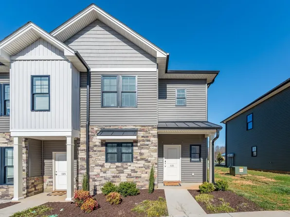 121 English Commons Dr, Lynchburg, VA 24501