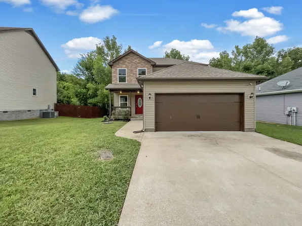 1318 Whitt Ln, Clarksville, TN 37042
