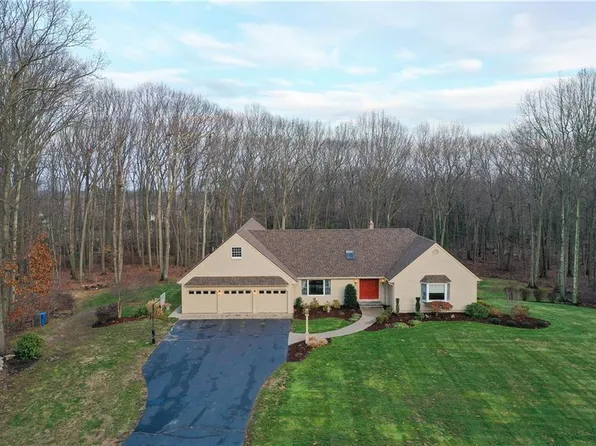 244 Beechwood Dr, Cranston, RI 02921