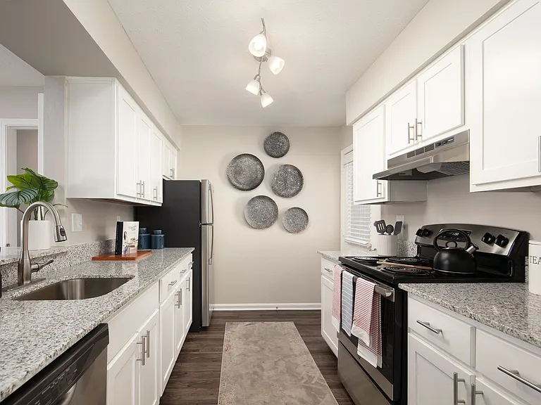 Elevate at NuLu Apartment Homes — Photo 10