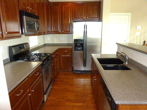 3rd image of 2565 N Central Park Blvd
