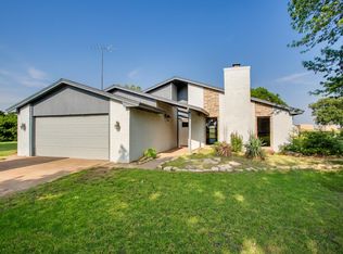 203 Tanglewood Dr, Enid, OK 73703