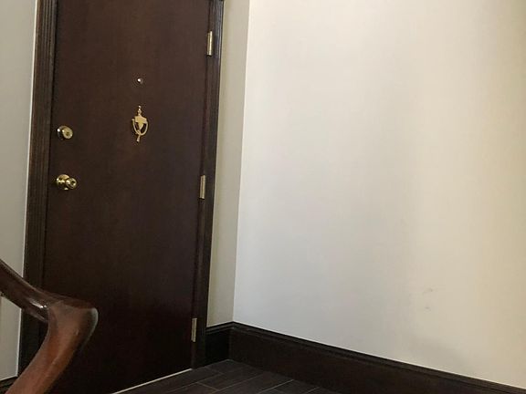 4th image of 521 Bay St #3-A