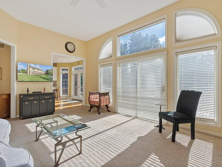17733 Rolling Woods Cir — Photo 28
