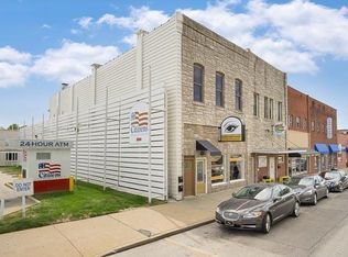 505 Cherokee St, Leavenworth, KS 66048