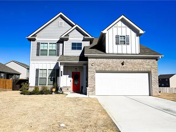 409 McGinnis Cir, Calhoun, GA 30701