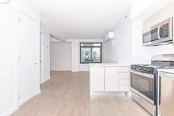 Rented by MySpaceNYC | media 5