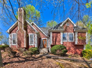 2073 Oakleaf Ln, Lithia Springs, GA 30122