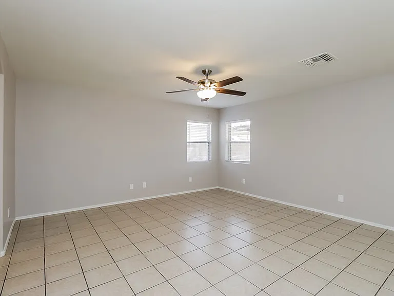 6217 W Encinas Ln — Photo 6