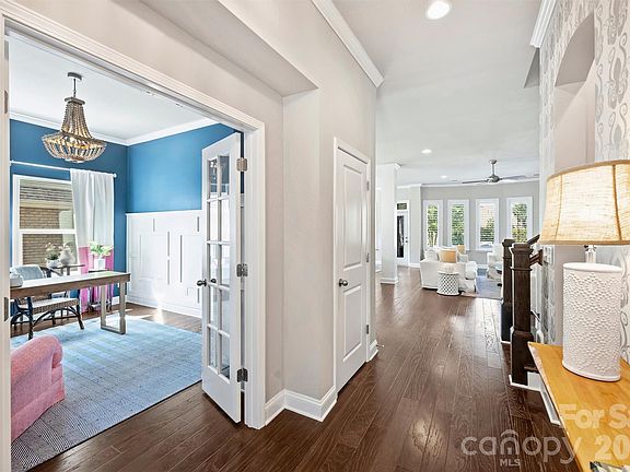 4th image of 2028 Massy Clark Dr